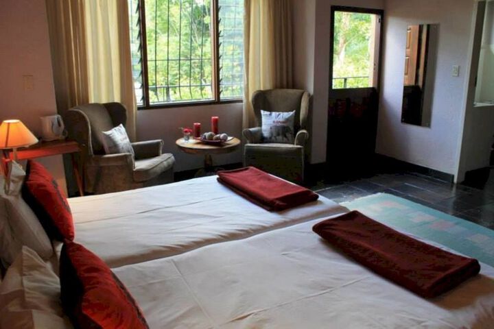 Room 4 of 38