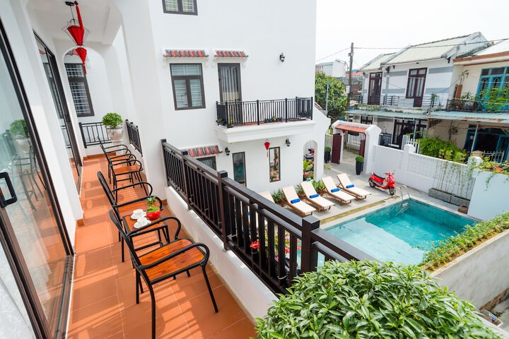 Terrace/Patio 21 of 57