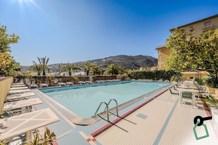 Pool 48 of 66