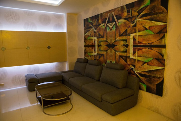 Room 56 of 79