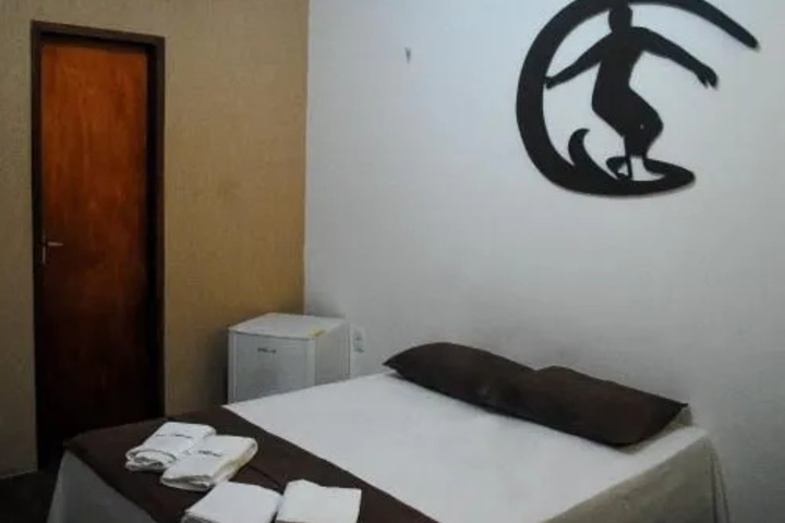 Room 6 of 24
