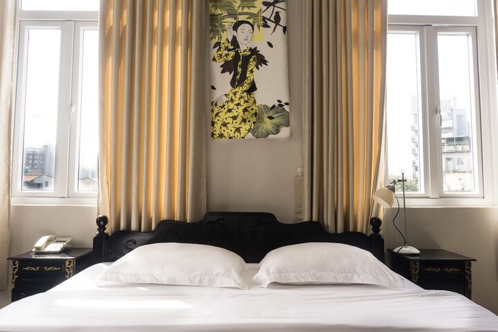Room 13 of 48