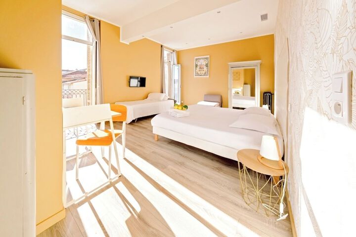 Room 26 of 68