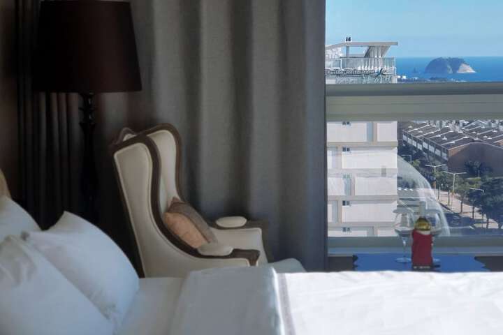 Room 10 of 69