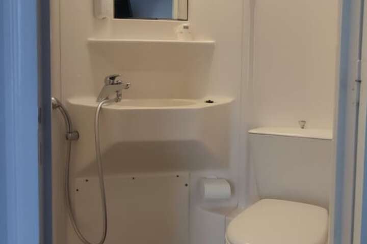Room 15 of 22