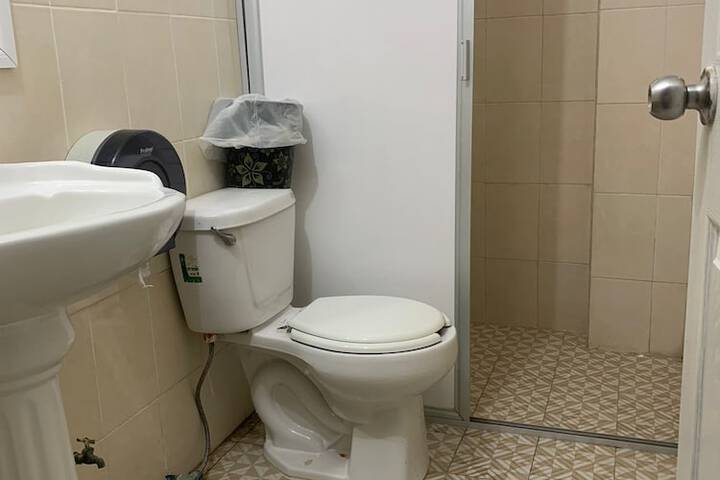 Room 15 of 15