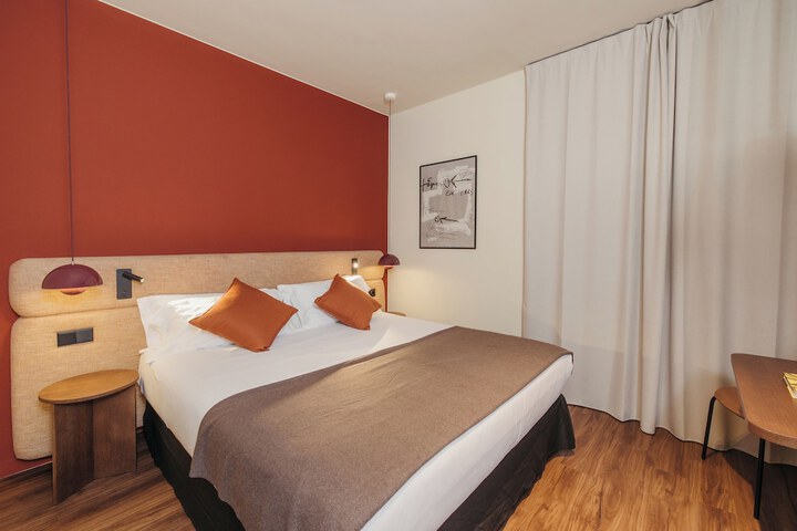 Room 14 of 29