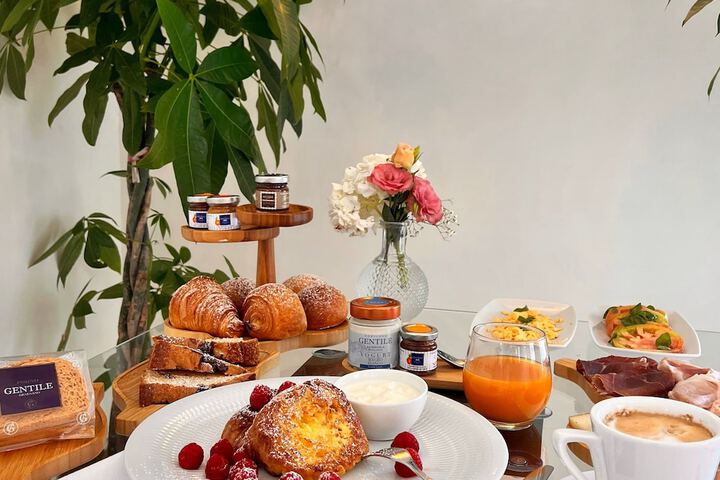 Breakfast/Coffee Service 45 of 66