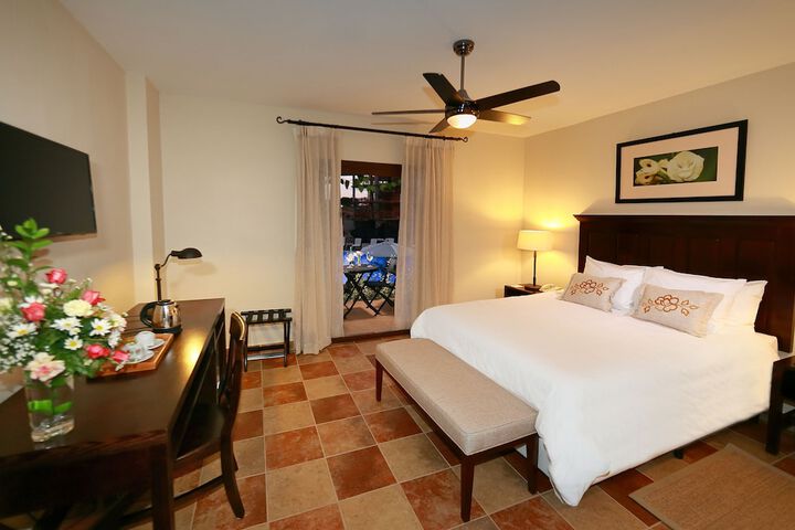 Room 5 of 30