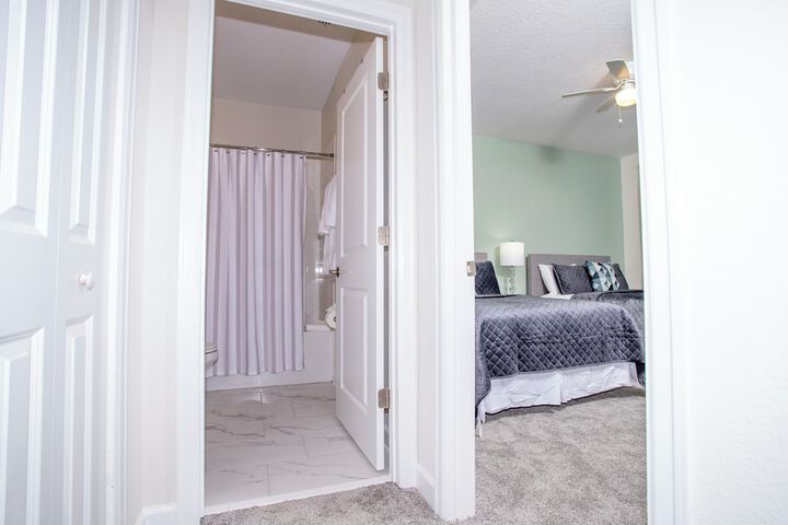 Room 41 of 64