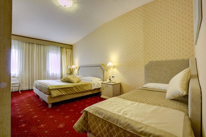 Room 7 of 54