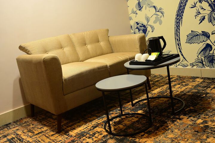 Room 7 of 23
