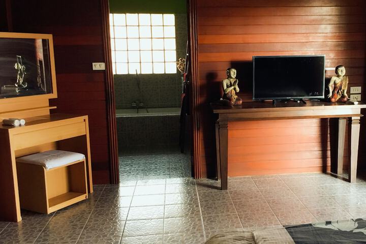 Room 18 of 95