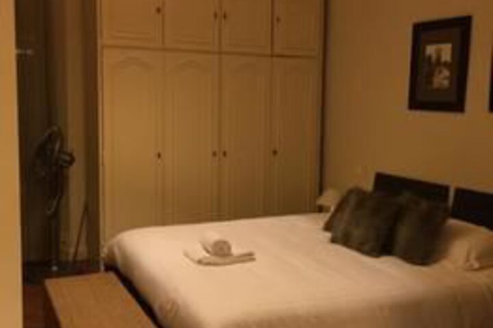 Room 12 of 33