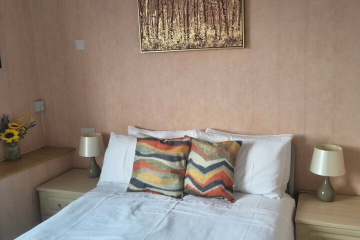 Room 107 of 184