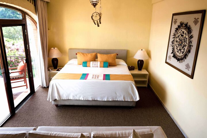 Room 14 of 82
