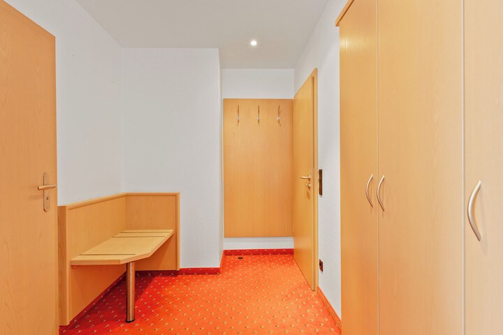 Room 25 of 88