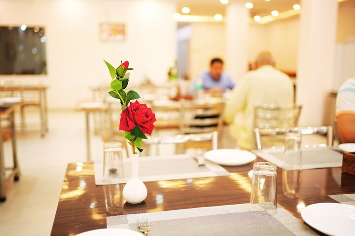 Dining 11 of 18