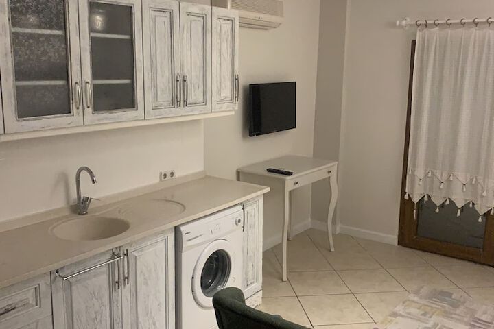 Room 35 of 159