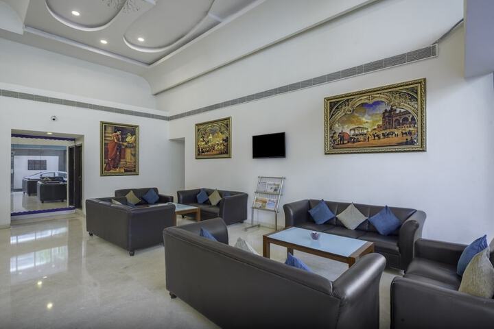 Hotel Interior 11 of 117