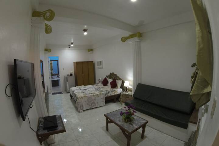Room 3 of 46