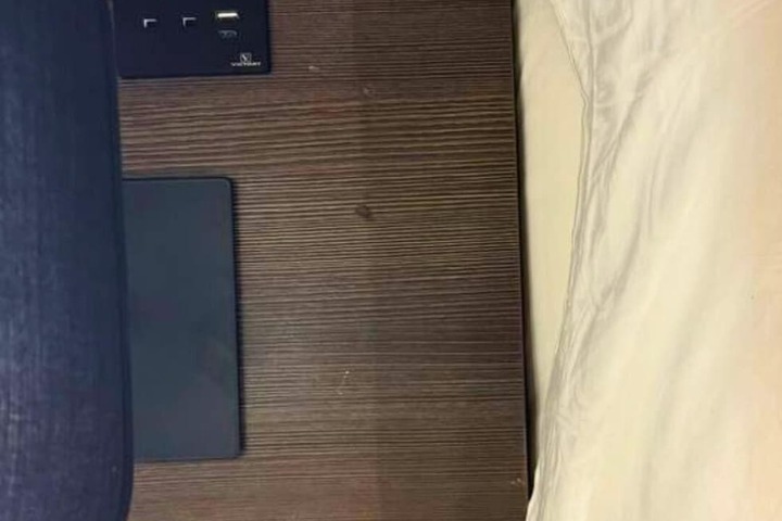 Room 28 of 58