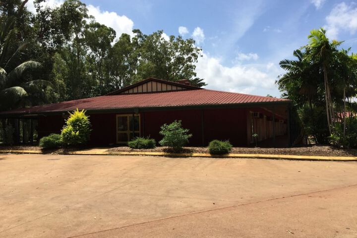 Property Grounds 21 of 23