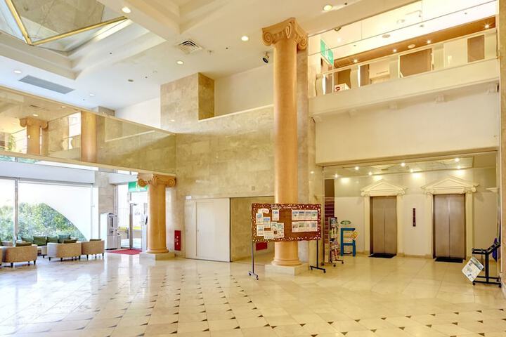 Hotel Interior 3 of 118