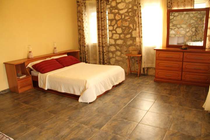 Room 5 of 20