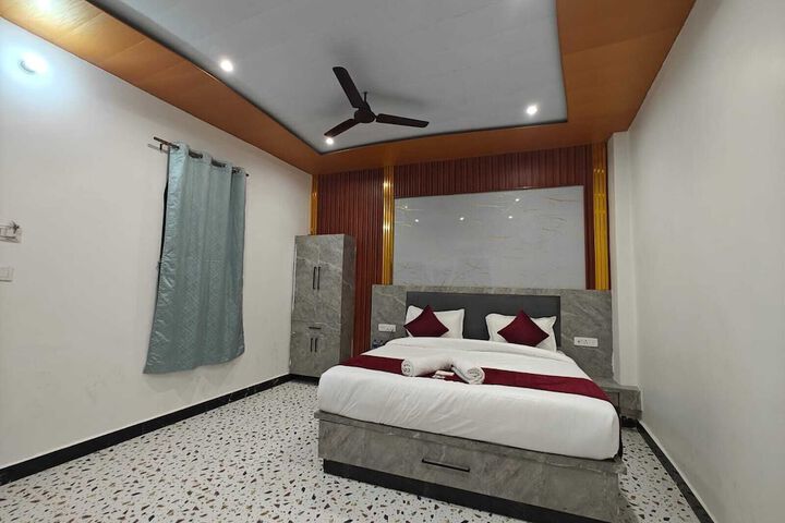 Room 20 of 39