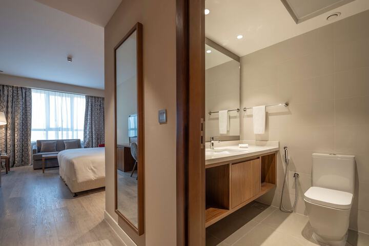 Room 103 of 268