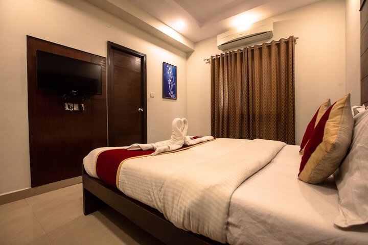 Room 14 of 30