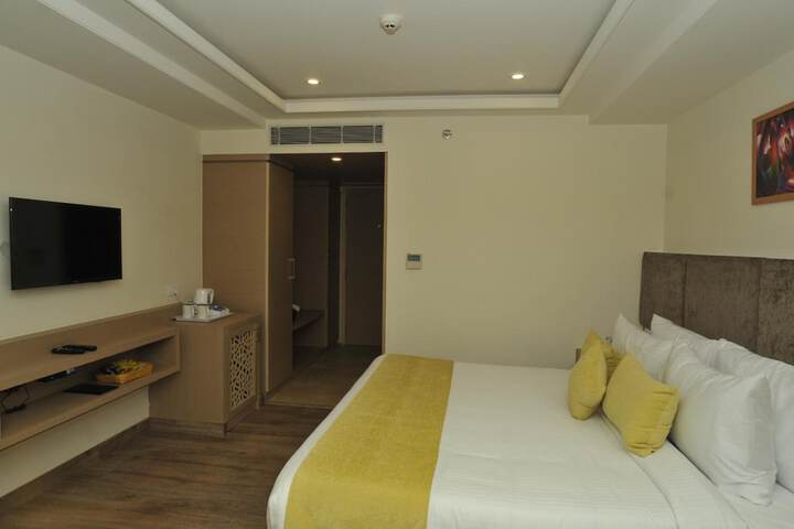 Room 11 of 47
