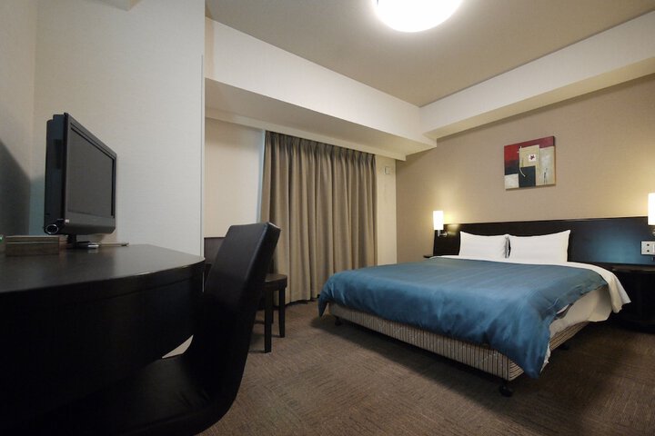 Room 7 of 31