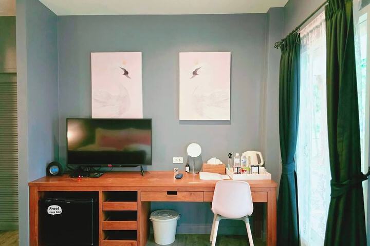 Room 19 of 83