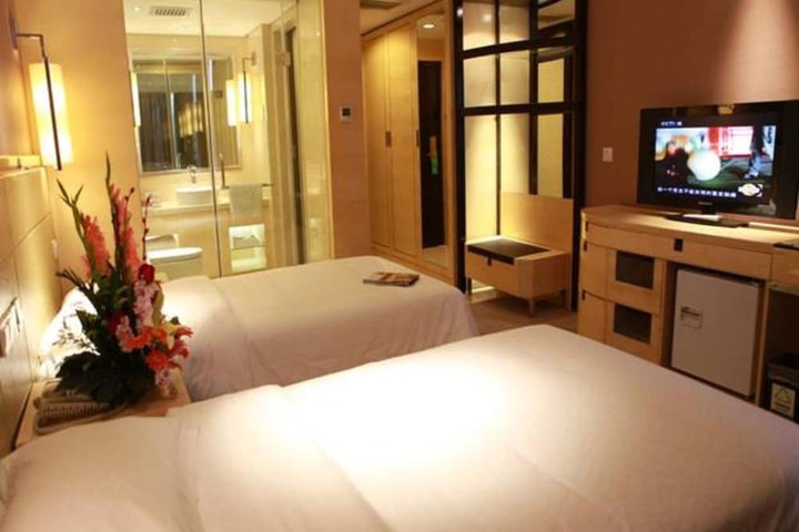 Room 6 of 54