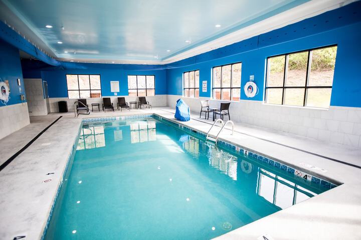 Pool 22 of 41