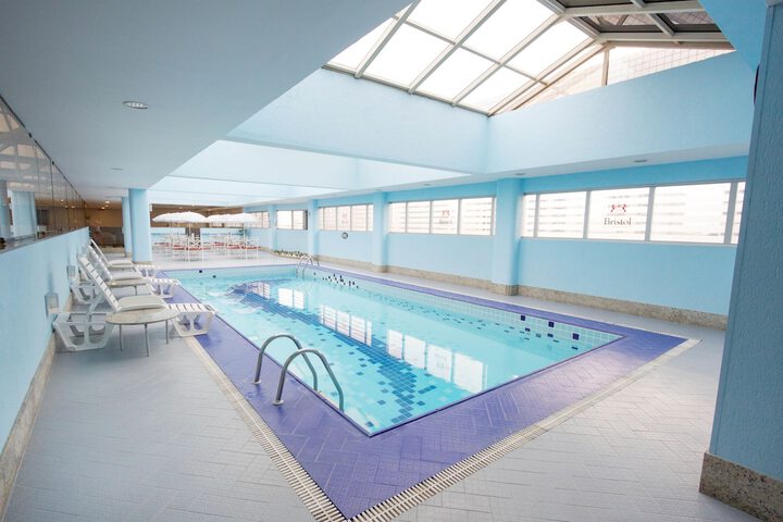 Hotel with Pool