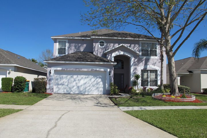 Property Grounds 43 of 48