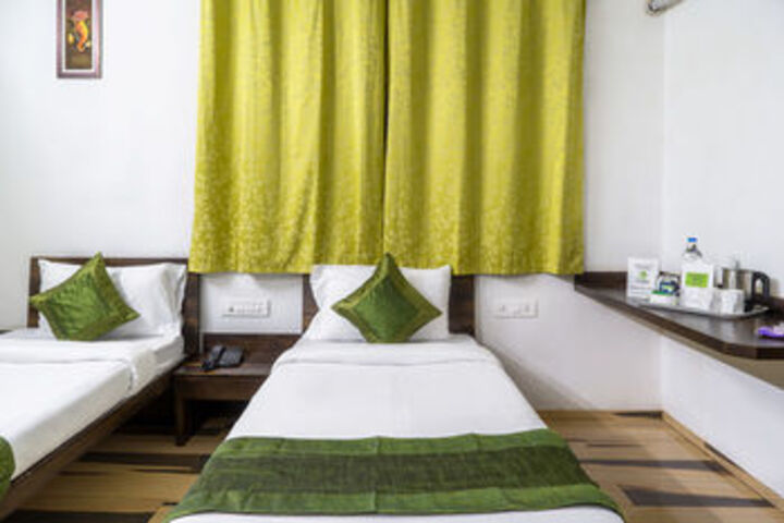 Room 14 of 27