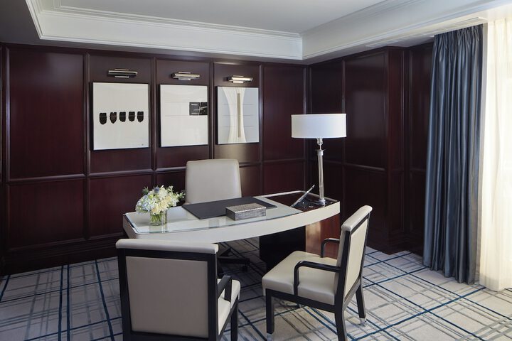 Room 34 of 101
