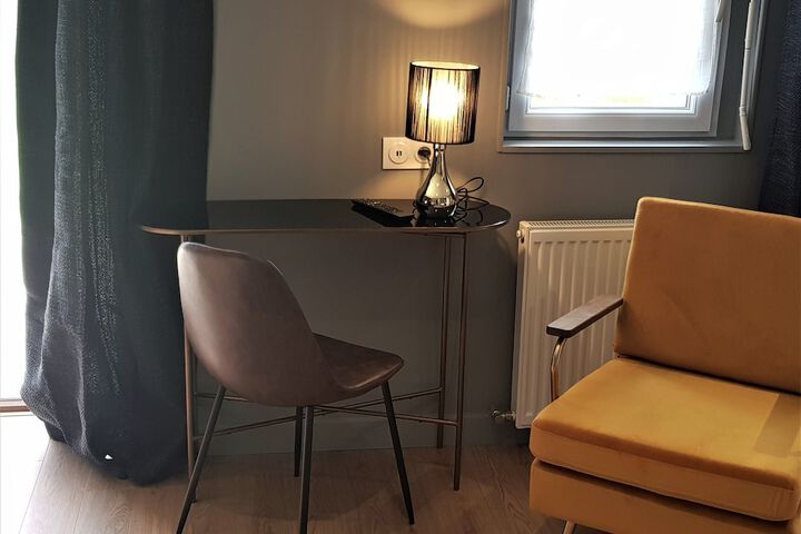 Room 11 of 45