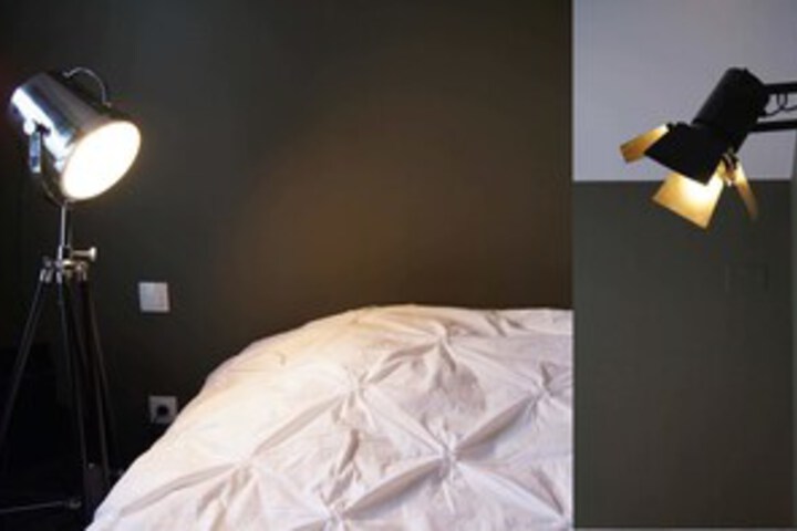 Room 6 of 8