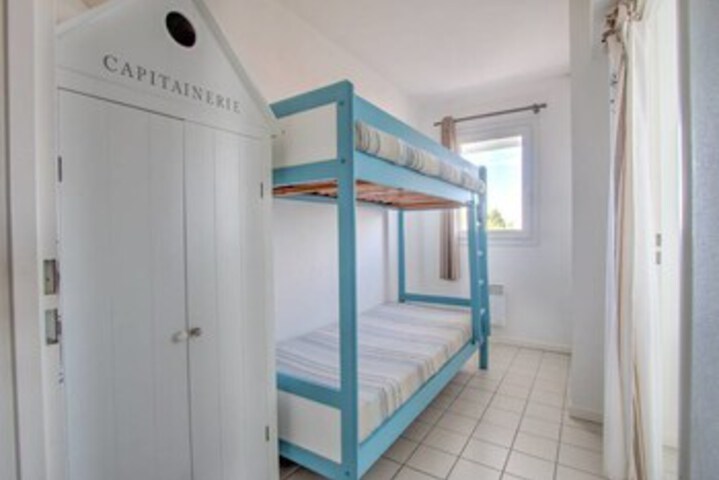 Room 12 of 13