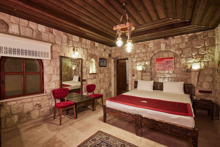Room 2 of 58