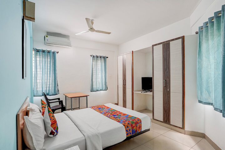 Room 16 of 33