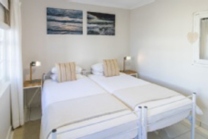 Room 392 of 648