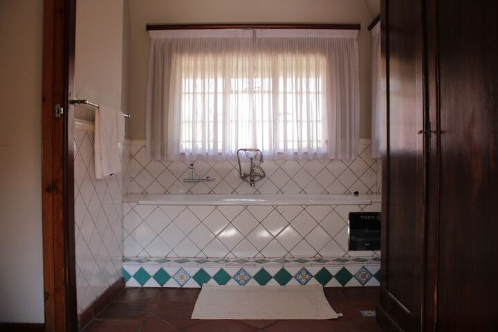 Room 23 of 64