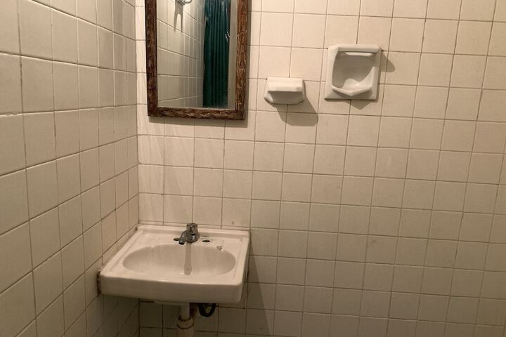Room 46 of 55
