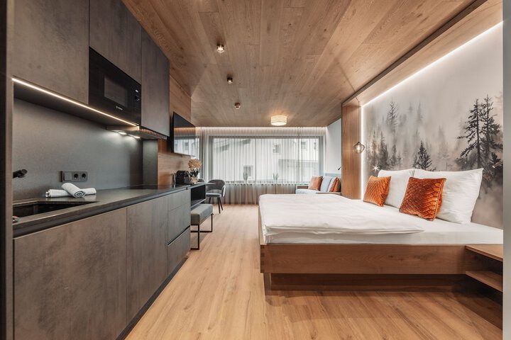 Room 25 of 26